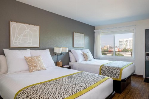 Park Lane Suites & Inn - image 34