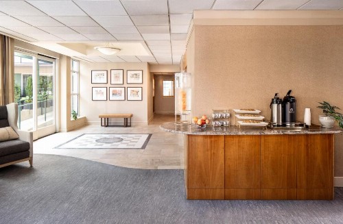 Park Lane Suites & Inn - image 44