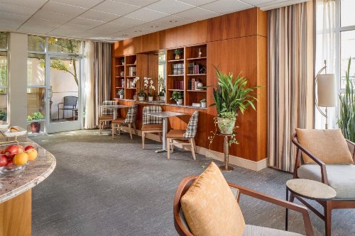Park Lane Suites & Inn - image 47