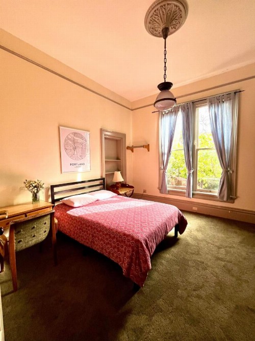 HI - Portland Northwest Hostel - image 28