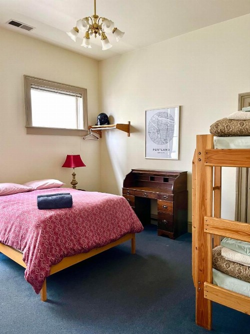 HI - Portland Northwest Hostel - image 39