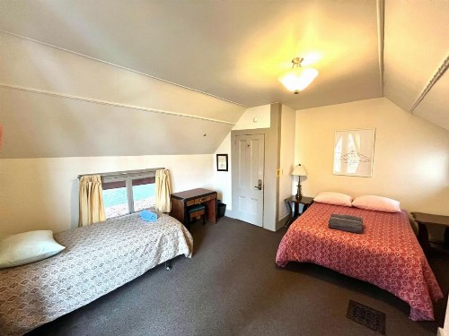 HI - Portland Northwest Hostel - image 41