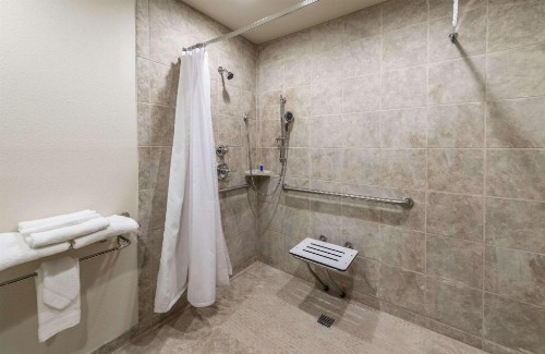 Rodeway Inn & Suites Portland - Jantzen Beach - image 22