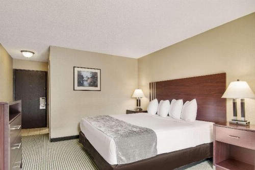 Rodeway Inn & Suites Portland - Jantzen Beach - image 47