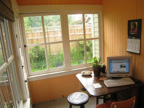 Bluebird Guesthouse - image 28