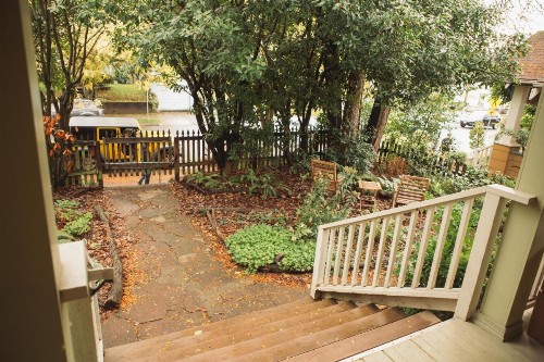 Bluebird Guesthouse - image 30