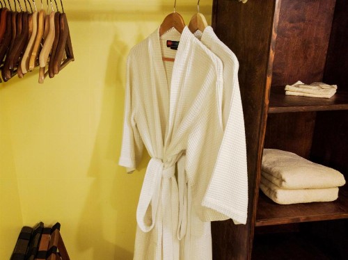 Bluebird Guesthouse - image 31