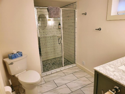 Bluebird Guesthouse - image 47