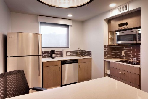 Hyatt House Portland / Downtown - image 14