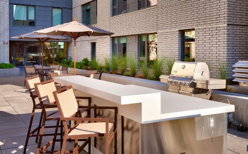 Hyatt House Portland / Downtown - image 25