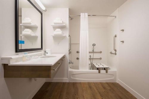 Hampton Inn And Suites By Hilton Portland-Pearl District - image 26