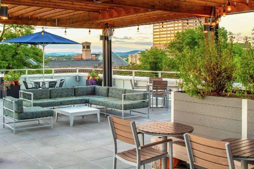 Hampton Inn And Suites By Hilton Portland-Pearl District - image 28