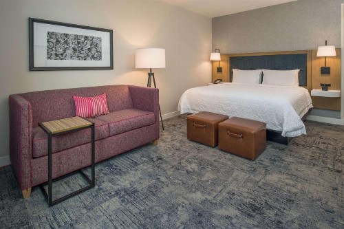 Hampton Inn And Suites By Hilton Portland-Pearl District - image 41