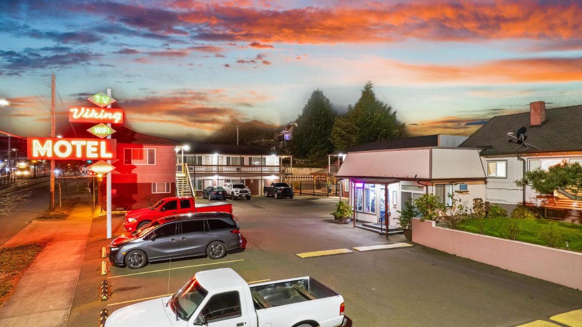 Viking Motel - image 2