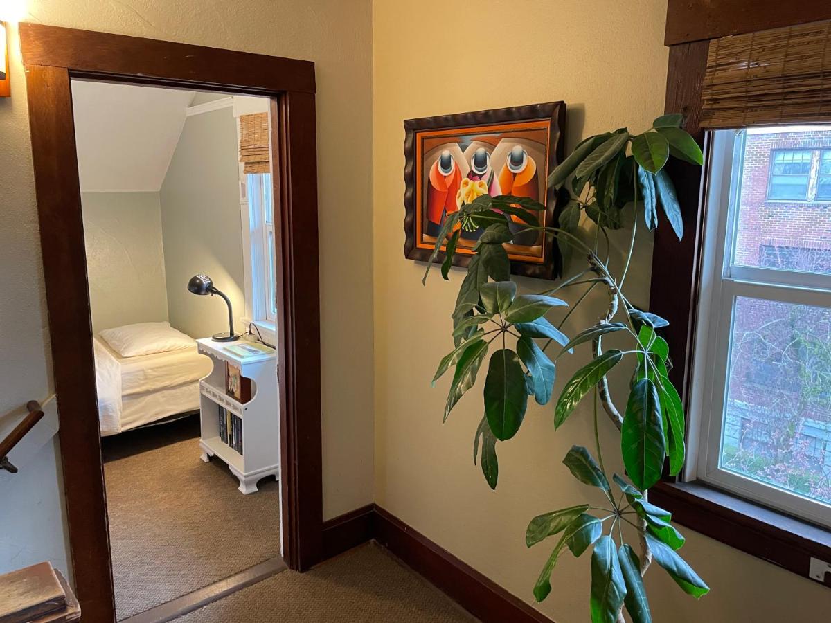 Portland International Guesthouse - image 6