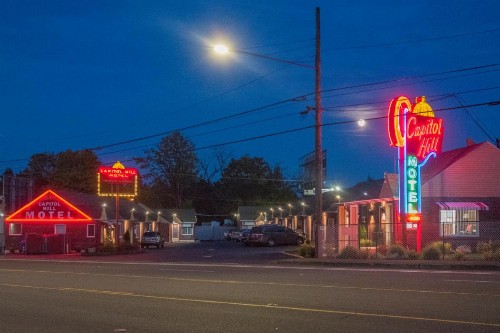 Capitol Hill Motel - image 13