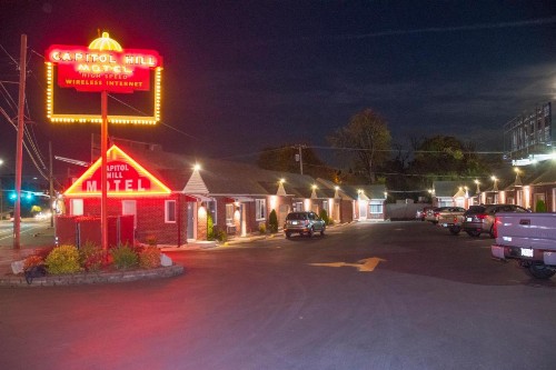 Capitol Hill Motel - image 19