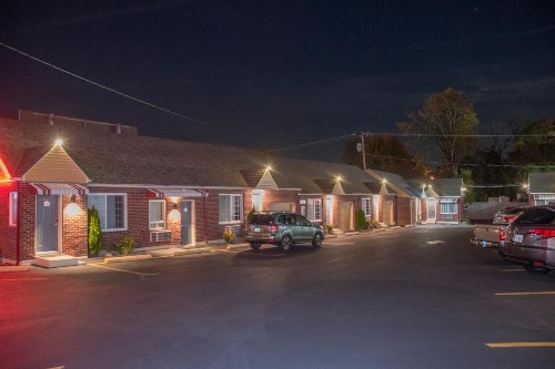 Capitol Hill Motel - image 21
