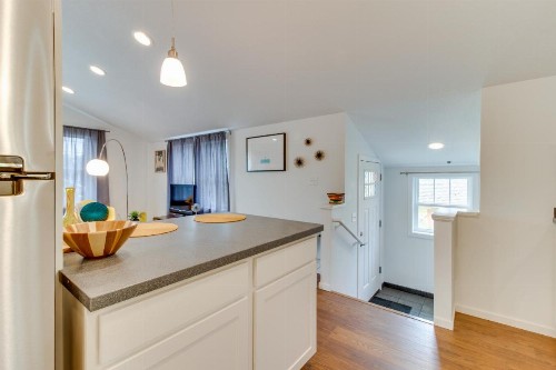 New Portland Neighborhood Studio - image 8