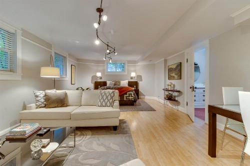 Lovejoy Nook - image 1