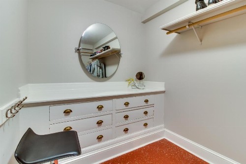 Lovejoy Nook - image 4