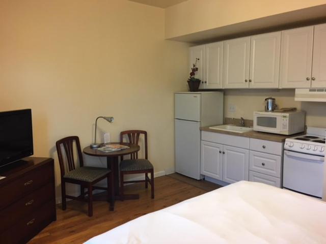 Washington Plaza - Portland - image 3