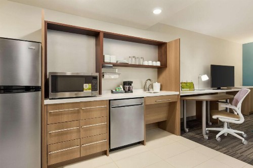 Home2 Suites By Hilton Portland Airport - image 24