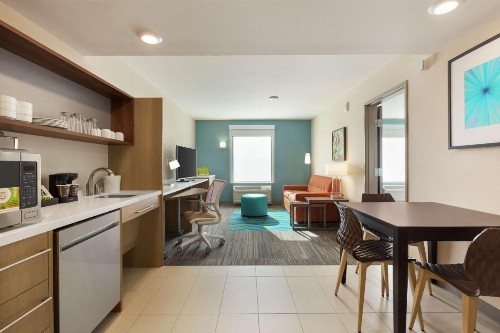 Home2 Suites By Hilton Portland Airport - image 25