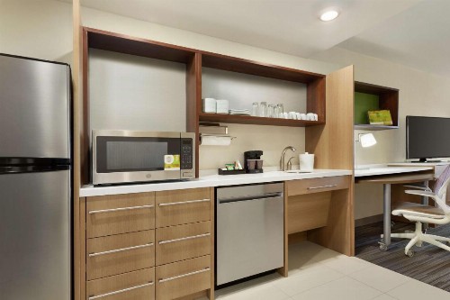 Home2 Suites By Hilton Portland Airport - image 26