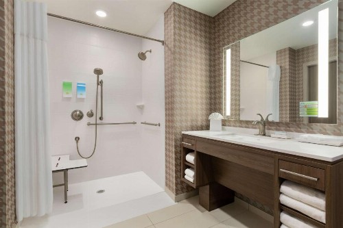 Home2 Suites By Hilton Portland Airport - image 33