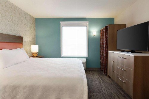 Home2 Suites By Hilton Portland Airport - image 37