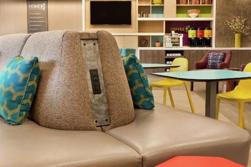 Home2 Suites By Hilton Portland Airport - image 7