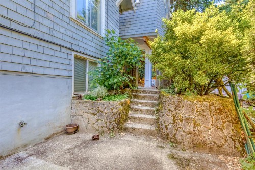 Tabor Treehouse - image 12