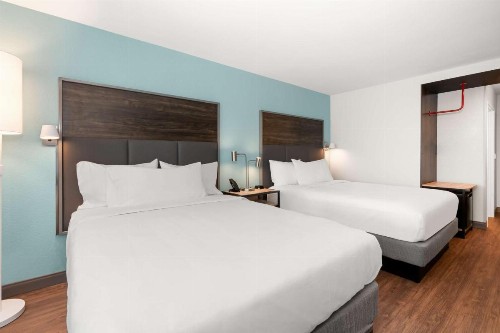 Tru By Hilton Portland Airport Or - image 18