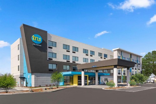 Tru By Hilton Portland Airport Or - image 2