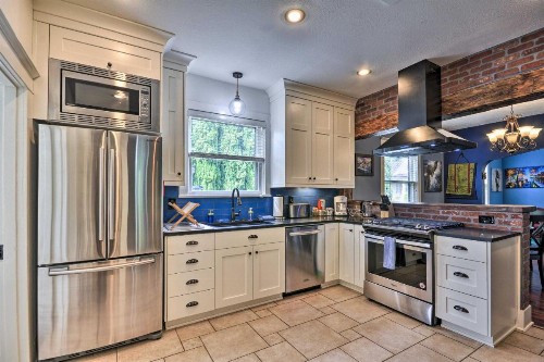 Artsy PNW Home with Hot Tub Half Mi to River! - image 13
