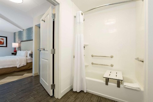 Hampton Inn & Suites San Diego-Poway - image 22