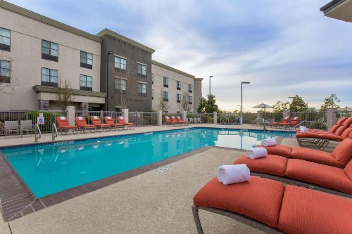 Hampton Inn & Suites San Diego-Poway - image 25