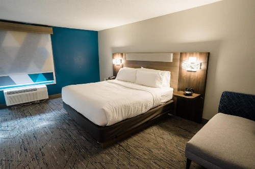 Holiday Inn Express Hotel & Suites Knoxville-North-I-75 Exit 112 an IHG Hotel - image 29