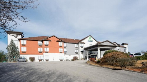 Holiday Inn Express Hotel & Suites Knoxville-North-I-75 Exit 112 an IHG Hotel - image 35