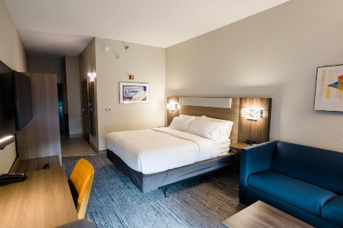 Holiday Inn Express Hotel & Suites Knoxville-North-I-75 Exit 112 an IHG Hotel - image 40
