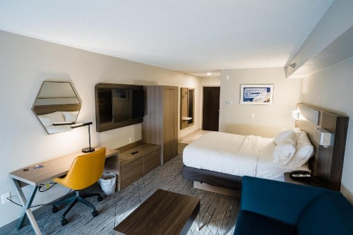 Holiday Inn Express Hotel & Suites Knoxville-North-I-75 Exit 112 an IHG Hotel - image 5