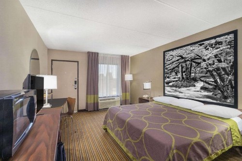 Super 8 by Wyndham Knoxville North/Powell - image 20