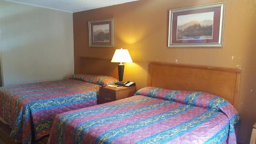 Scottish Inn Knoxville - image 26