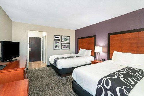 La Quinta by Wyndham Knoxville North I-75 - image 33