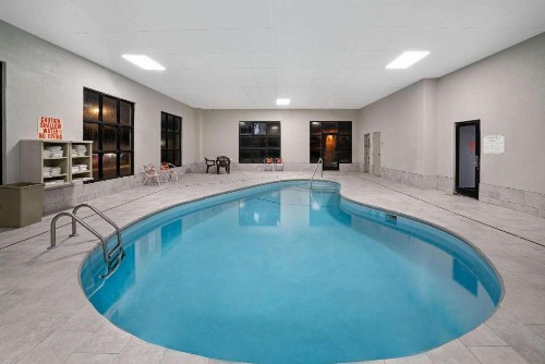 La Quinta by Wyndham Knoxville North I-75 - image 9