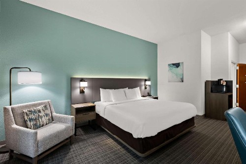Comfort Inn Powell - Knoxville North - image 10