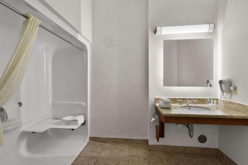 Comfort Inn Powell - Knoxville North - image 27