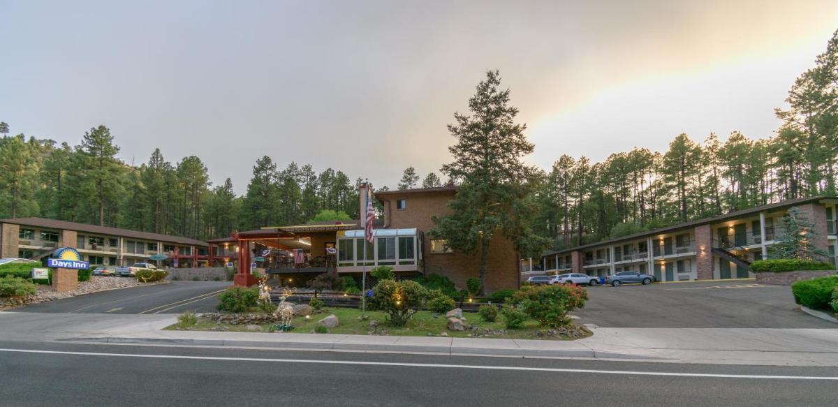 Days Inn Ponderosa Pines - main image