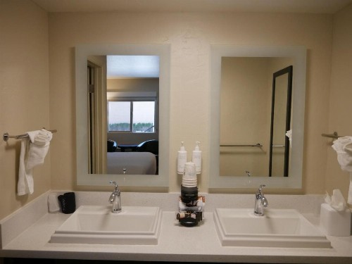Days Inn Ponderosa Pines - image 32